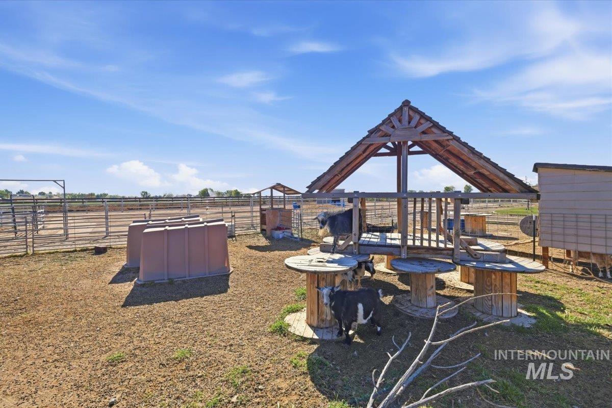 25810 Chandler Road Wilder, ID 83676 - Photo 23 of 47
