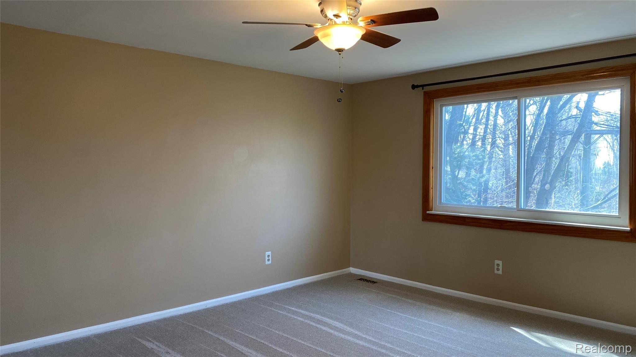 2891 Powderhorn Ridge Road Rochester, MI 48309 - Photo 14 of 24 IMG_4842.jpg