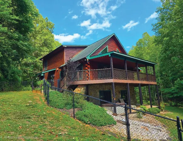 $919,000 | 300 Crawford Drive, Moneta, VA 24121
