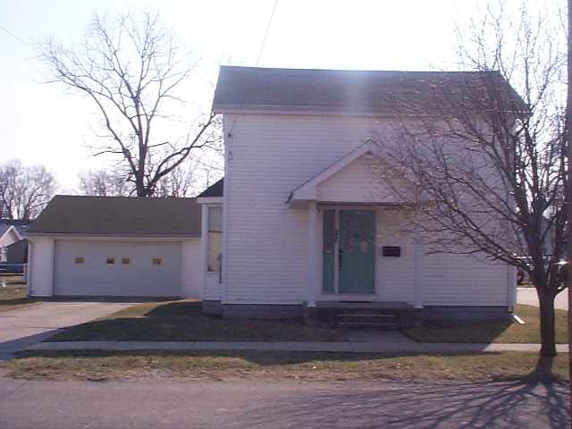 108 West Willow Street Butler, IN 46721 - Photo 1 of 3