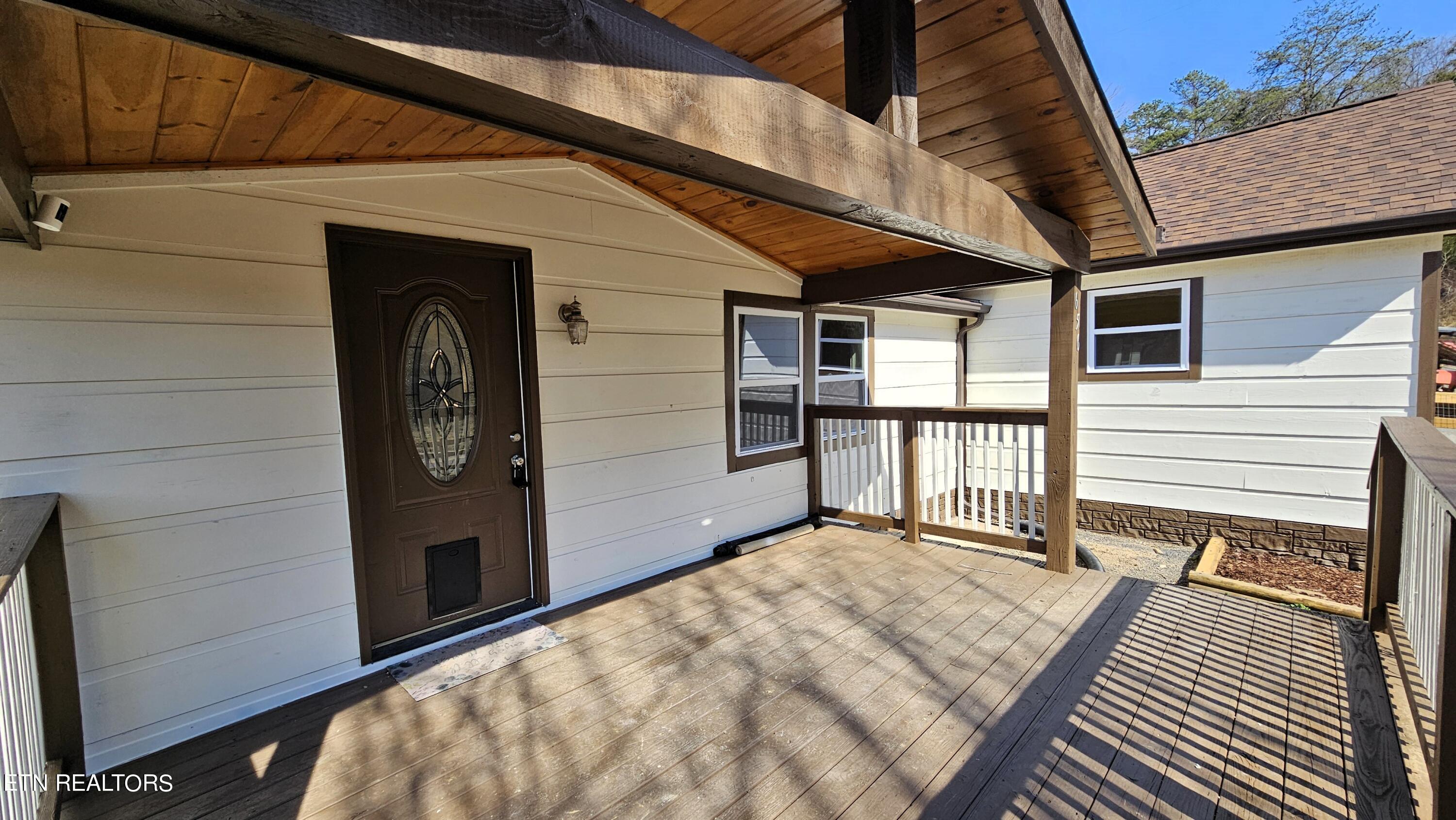 656 South Rogers Road Seymour, TN 37865 - Photo 2 of 18 20240221_133844
