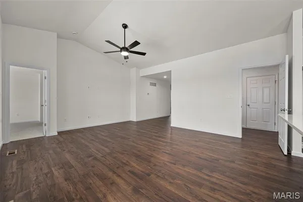 $395,591 | 4944 Knotty Alder Drive, Imperial, MO 63052