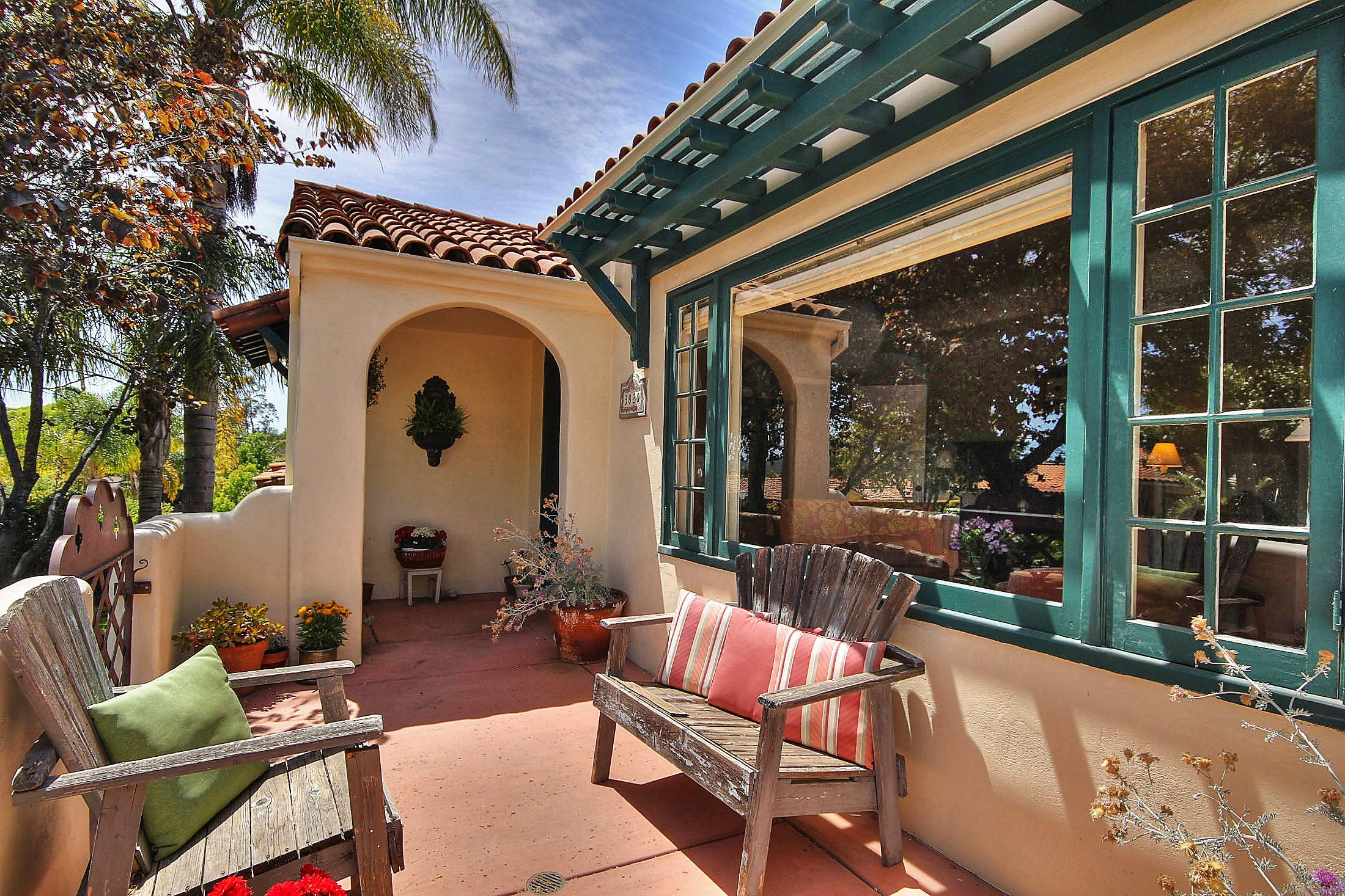 3820 Lincoln Road Santa Barbara, CA 93110 - Photo 2 of 25 Front Patio