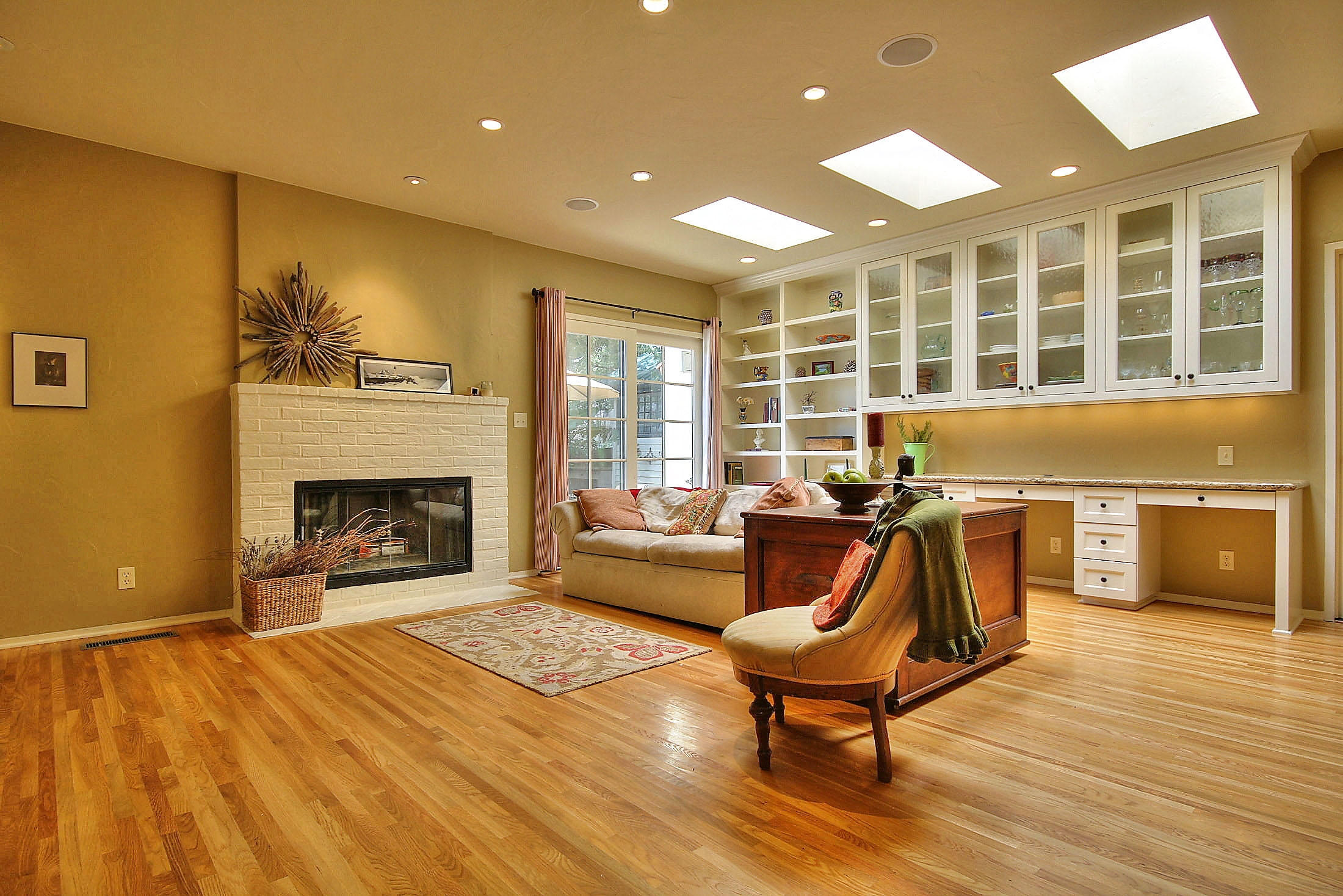 3820 Lincoln Road Santa Barbara, CA 93110 - Photo 5 of 25 Family Room