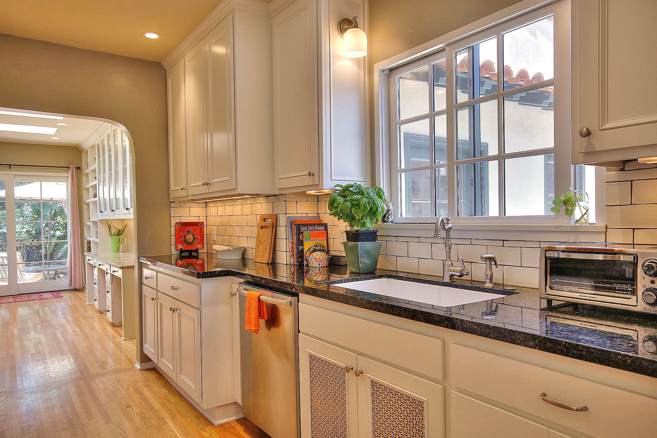 3820 Lincoln Road Santa Barbara, CA 93110 - Photo 8 of 25 Kitchen
