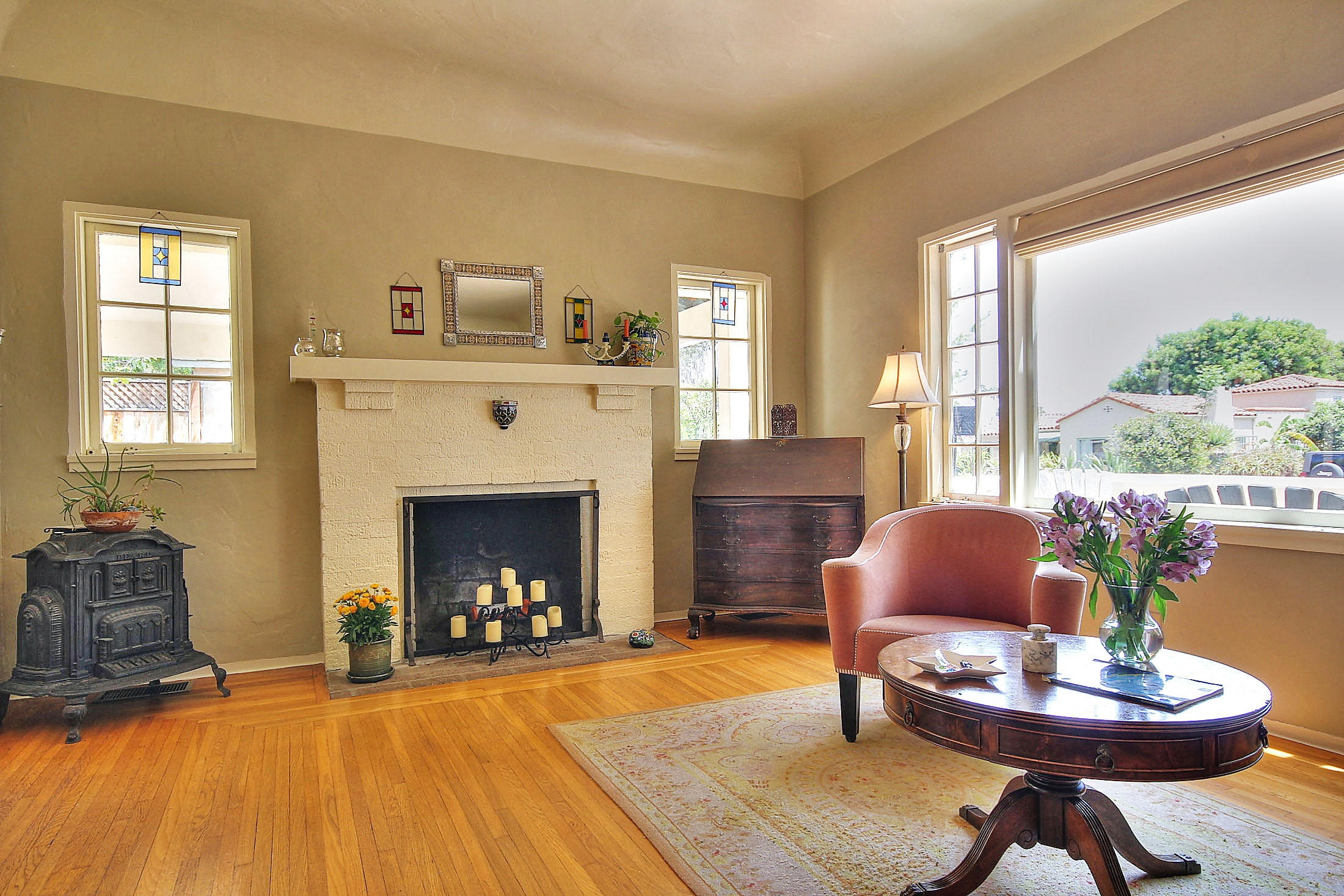 3820 Lincoln Road Santa Barbara, CA 93110 - Photo 10 of 25 Living Room with Fireplace