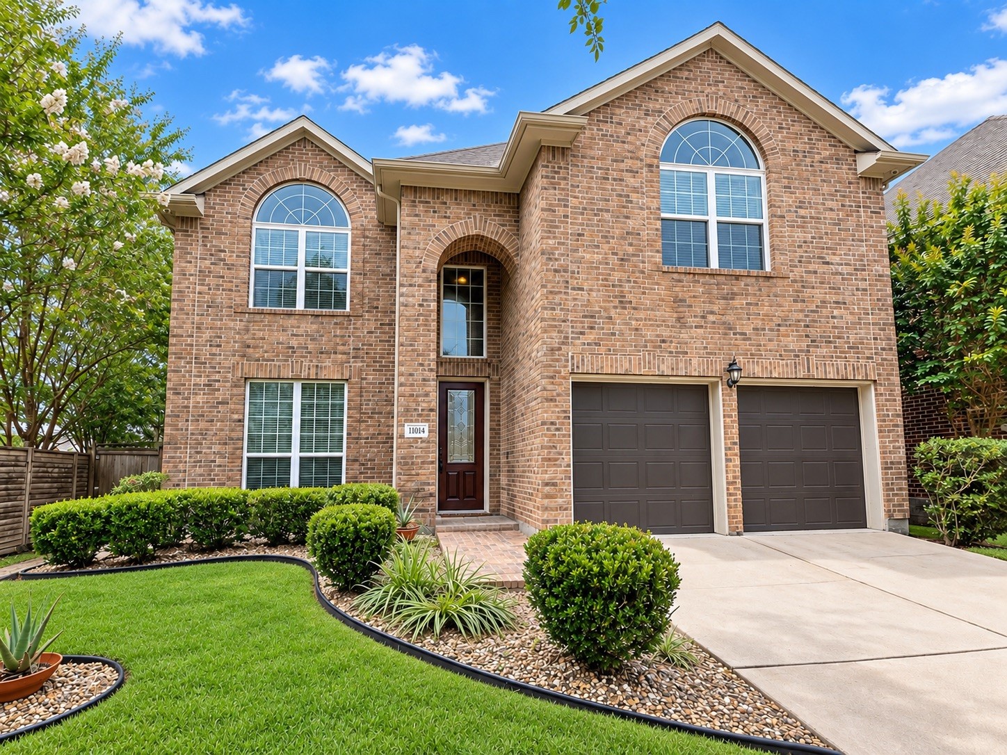 11014 Royale Ridge Lane Houston, TX 77089 - Photo 1 of 6 Gallery Image 1