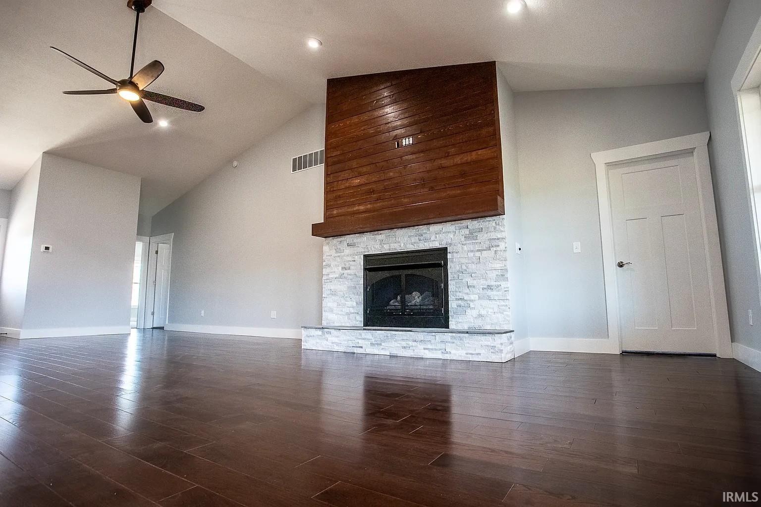 4 East Cedar Rdg Lane Bloomfield, IN 47424 - Photo 4 of 23