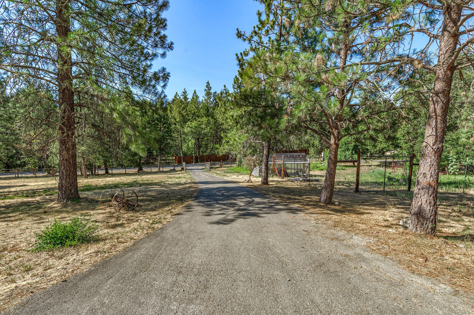 500 Kincaid Road Williams, OR 97544 - Photo 61 of 74 35_KR_35_mls