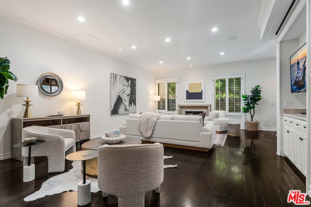 2327 Century Hill Los Angeles, CA 90067 - Photo 2 of 43