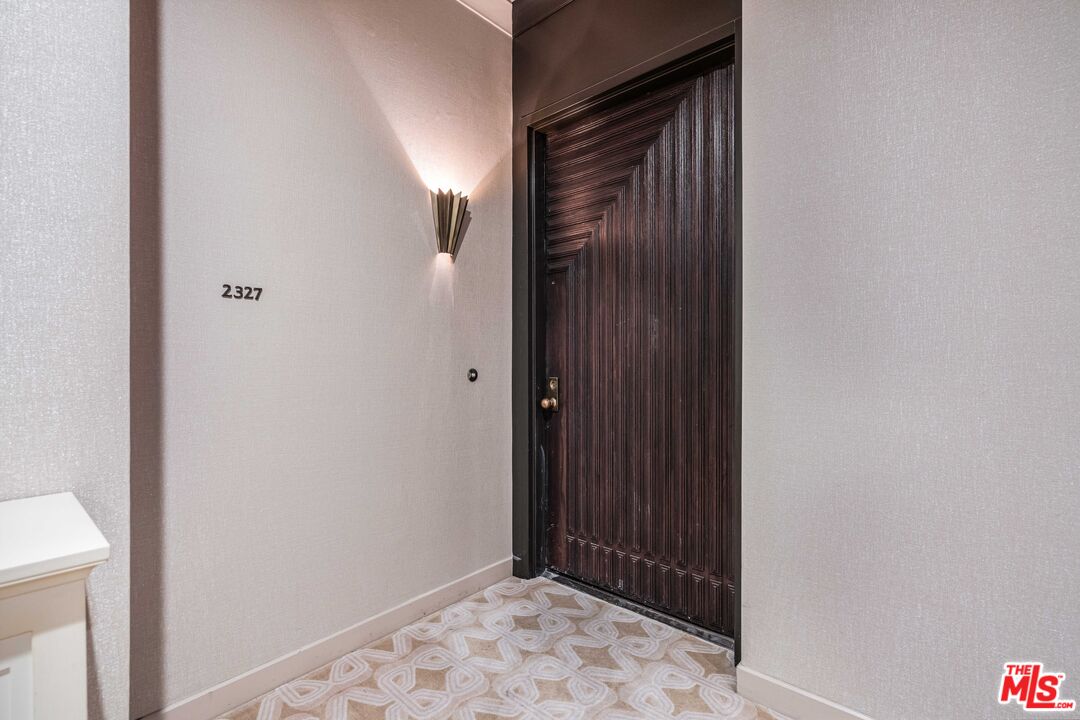 2327 Century Hill Los Angeles, CA 90067 - Photo 33 of 43