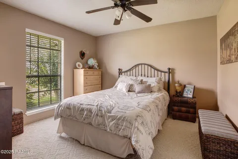 $285,000 | 208 Pontalba Drive, Lafayette, LA 70503