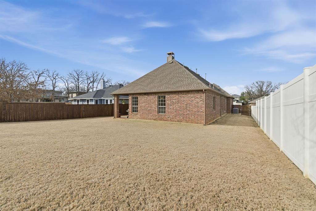 3202 Peakview Drive Corinth, TX 76210 - Photo 25 of 32