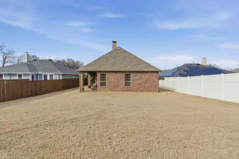 $415,000 | 3202 Peakview Drive, Corinth, TX 76210