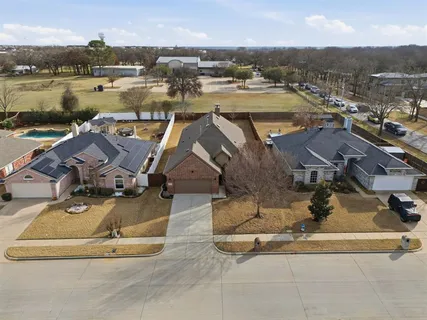 $415,000 | 3202 Peakview Drive, Corinth, TX 76210