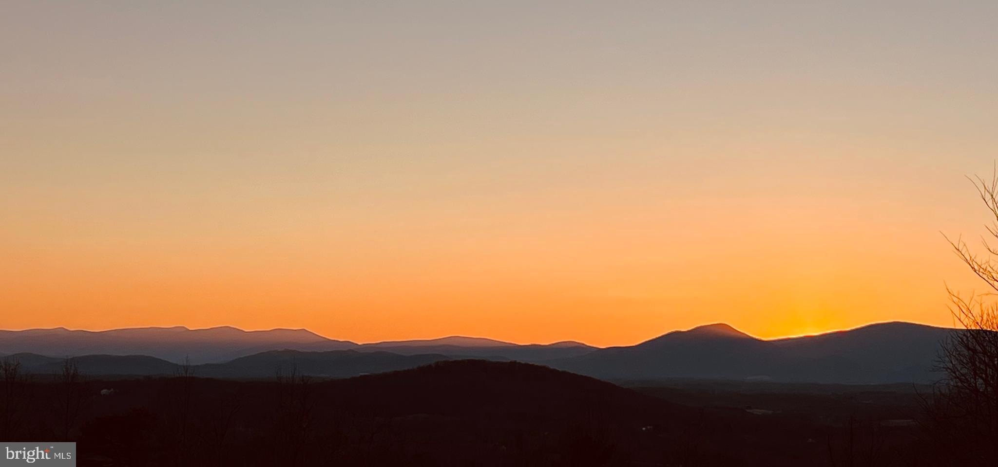 5536 Free State Road Marshall, VA 20115 - Photo 2 of 72 Breathtaking views from the front porch!