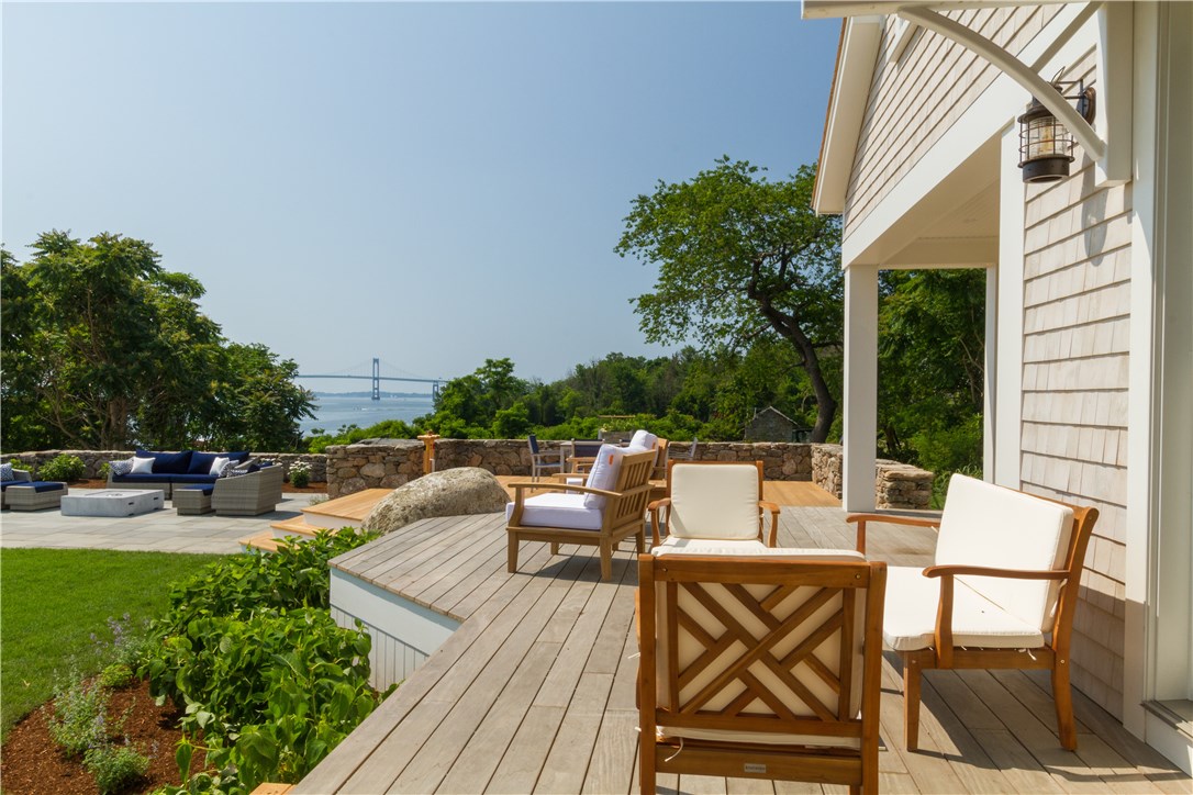 238 East Shore Road Jamestown, RI 02835 - Photo 12 of 40