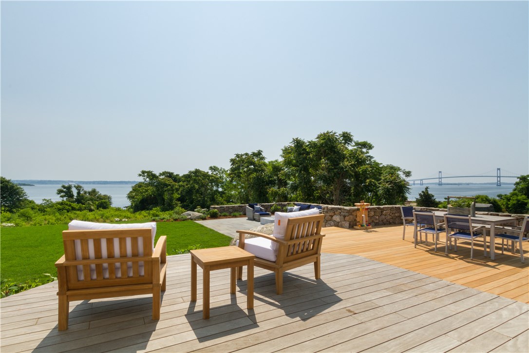 238 East Shore Road Jamestown, RI 02835 - Photo 17 of 40