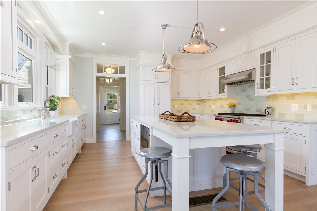 238 East Shore Road Jamestown, RI 02835 - Photo 29 of 40