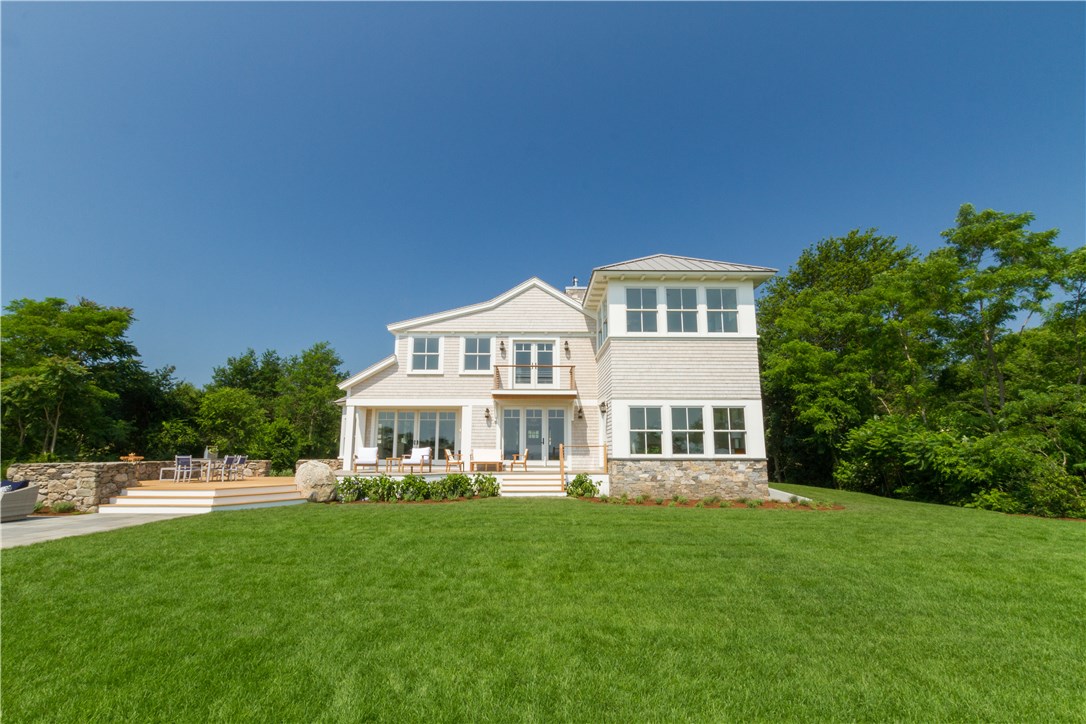 238 East Shore Road Jamestown, RI 02835 - Photo 5 of 40