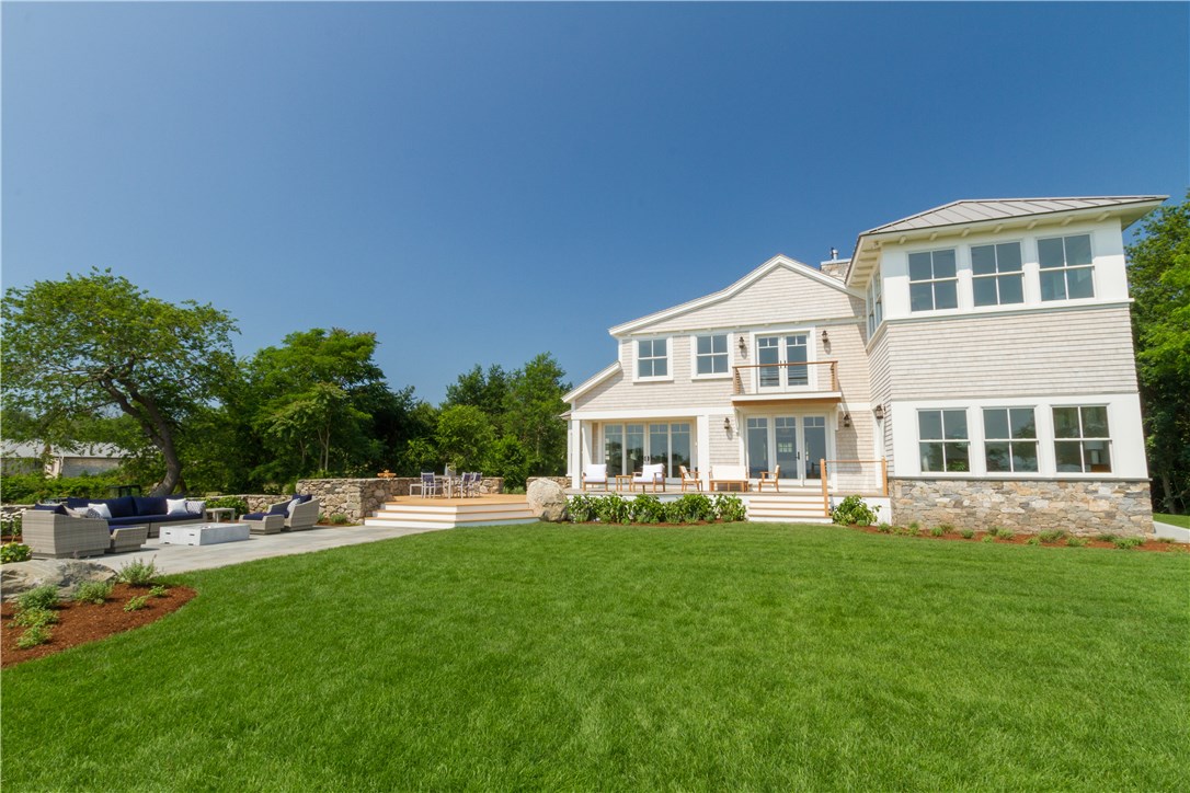 238 East Shore Road Jamestown, RI 02835 - Photo 6 of 40