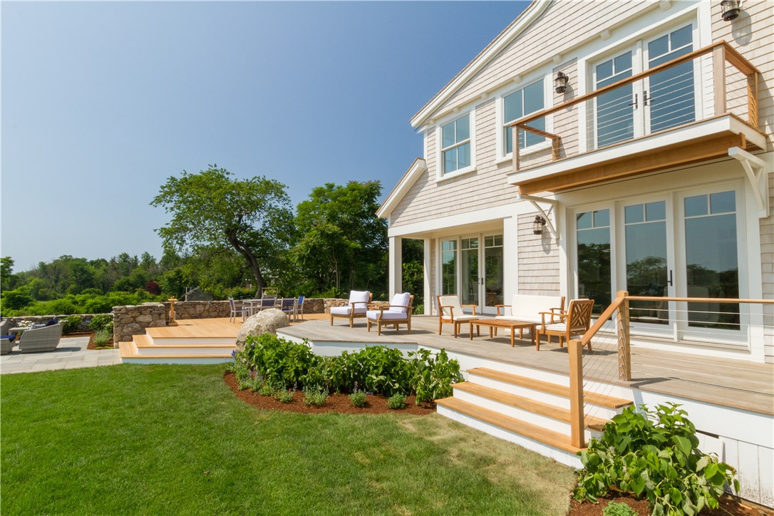 238 East Shore Road Jamestown, RI 02835 - Photo 10 of 40