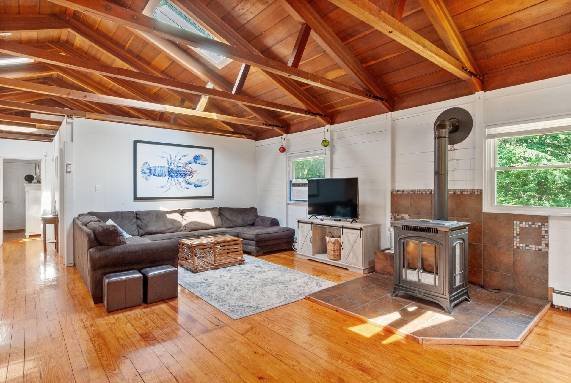 4 Tidal Court Wells, ME 04090 - Photo 3 of 16 Large Open Rooms