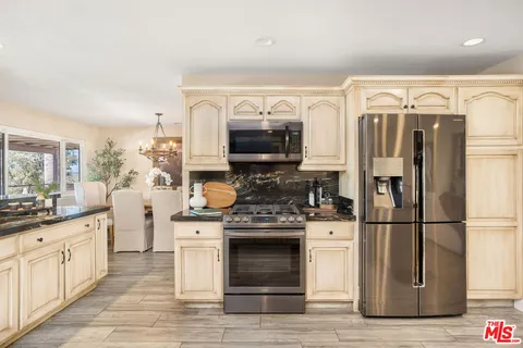 $1,750,000 | 1218 Nonchalant Drive, Simi Valley, CA 93065