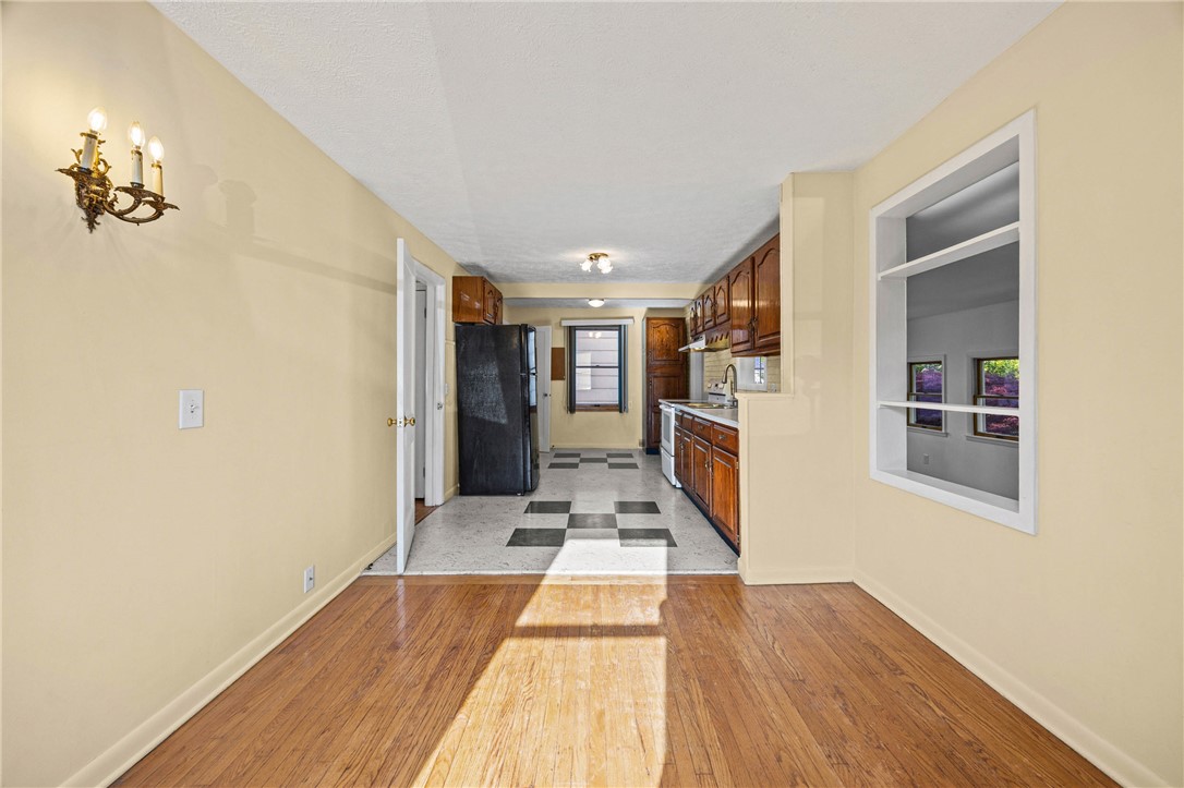 211 Heberle Road Irondequoit, NY 14609 - Photo 9 of 30