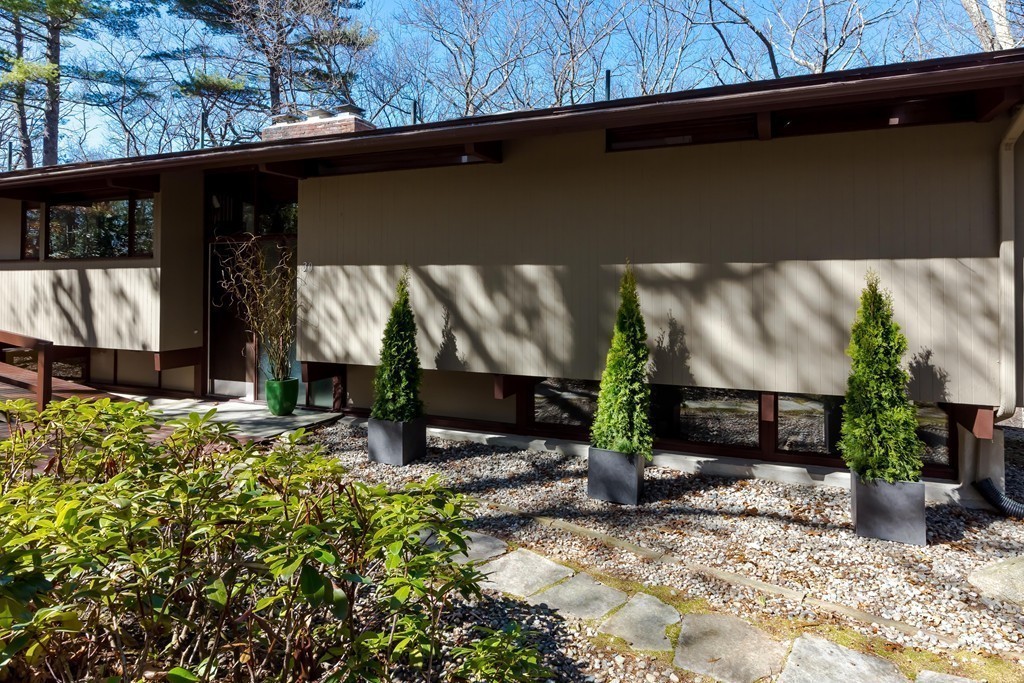 30 Hampshire Road Wayland, MA 01778 - Photo 18 of 23