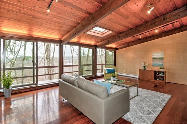 30 Hampshire Road Wayland, MA 01778 - Photo 3 of 23