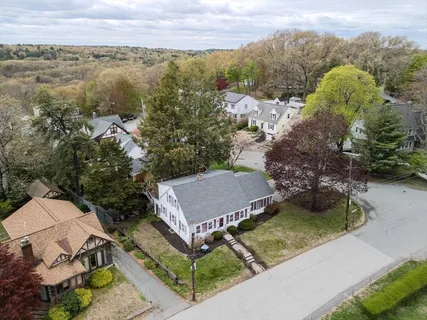 $950,000 | 293 Florence Road, Waltham, MA 02453