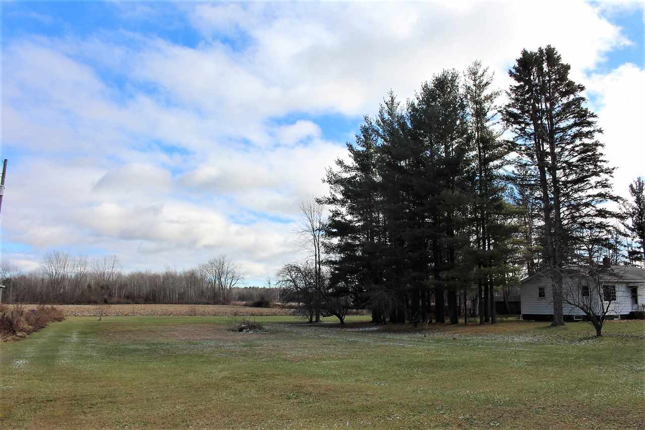 4380 North 11 Mile Road Pinconning, MI 48650 - Photo 3 of 20