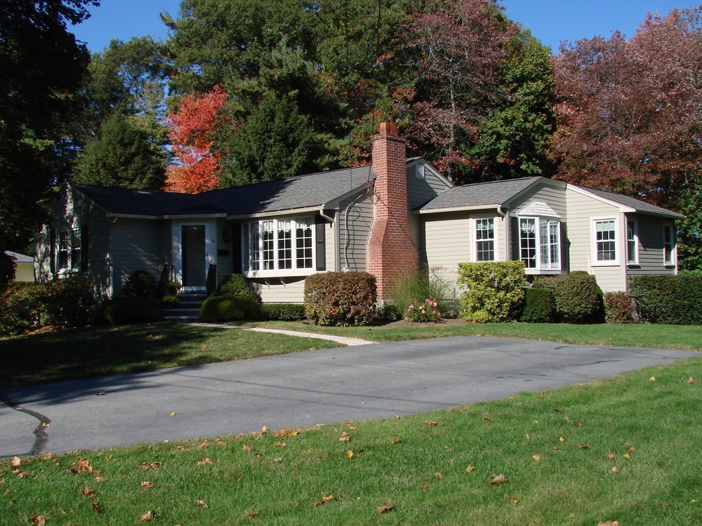 11 Trickett Road Lynnfield, MA 01940 - Photo 18 of 18 Gallery Image 18