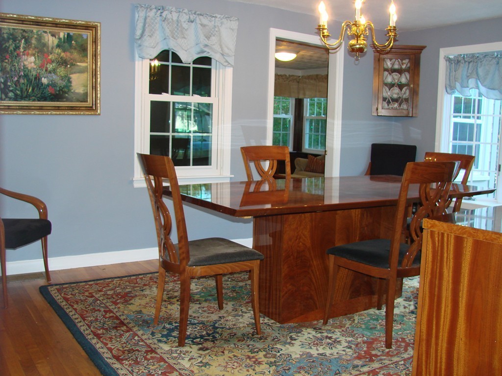 11 Trickett Road Lynnfield, MA 01940 - Photo 5 of 18 Gallery Image 5
