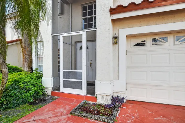 $4,650 | 18271 Coral Isles Drive, Boca Raton, FL 33498