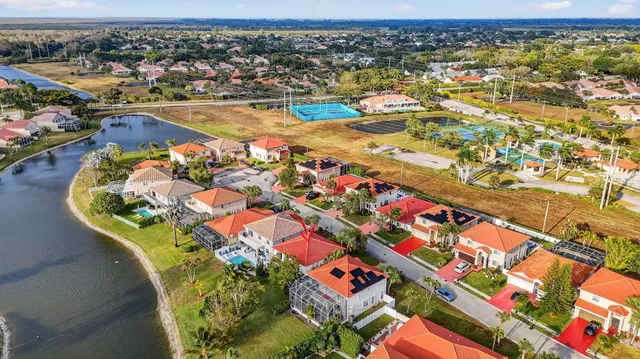 $4,650 | 18271 Coral Isles Drive, Boca Raton, FL 33498