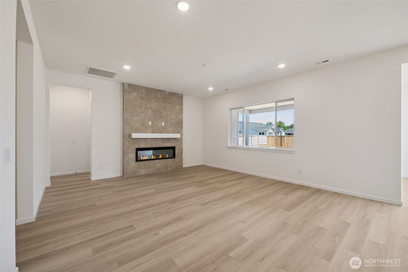 936 Lucas Avenue, Unit 20 Buckley, WA 98321 - Photo 13 of 32