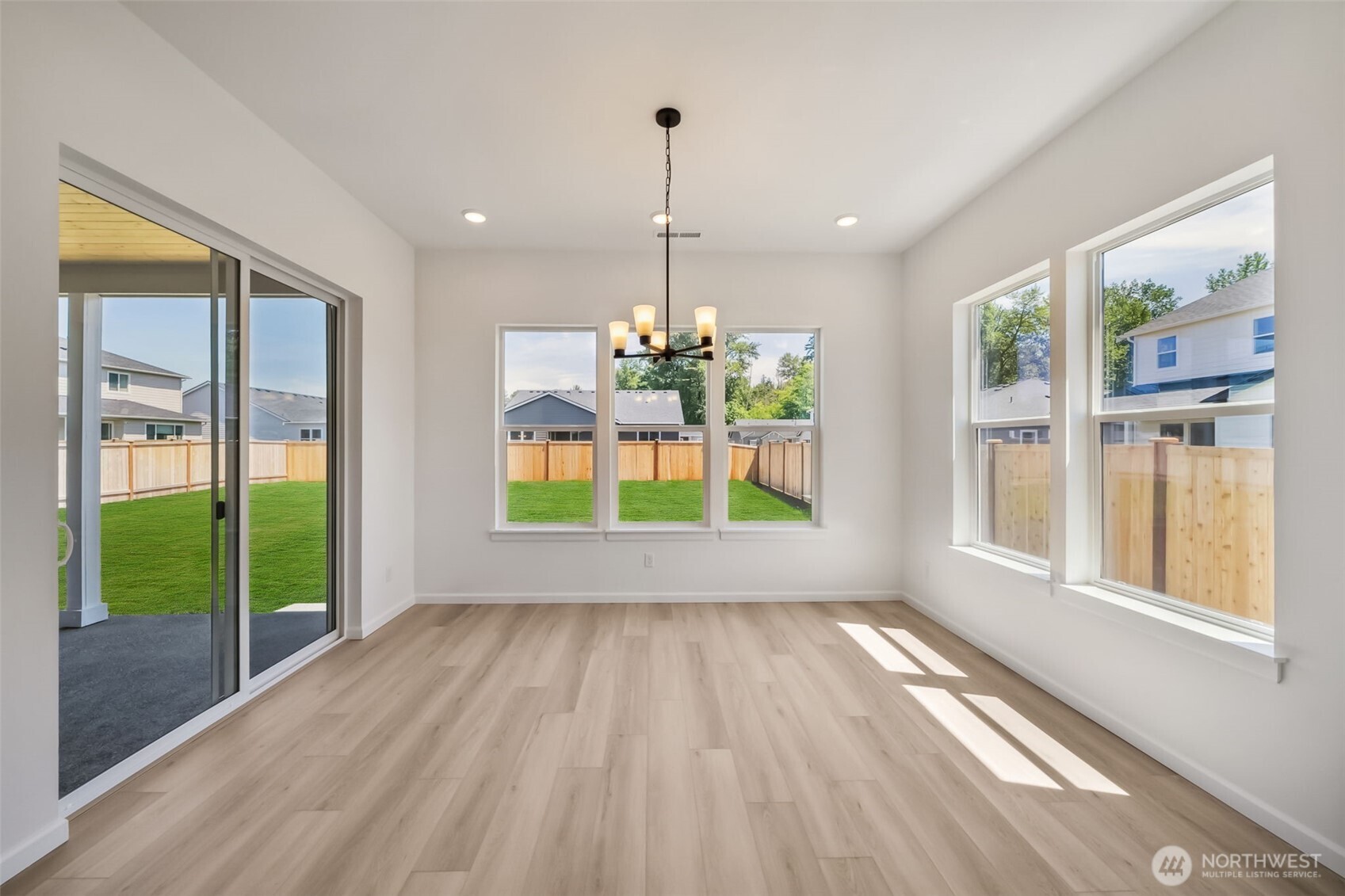 936 Lucas Avenue, Unit 20 Buckley, WA 98321 - Photo 21 of 32