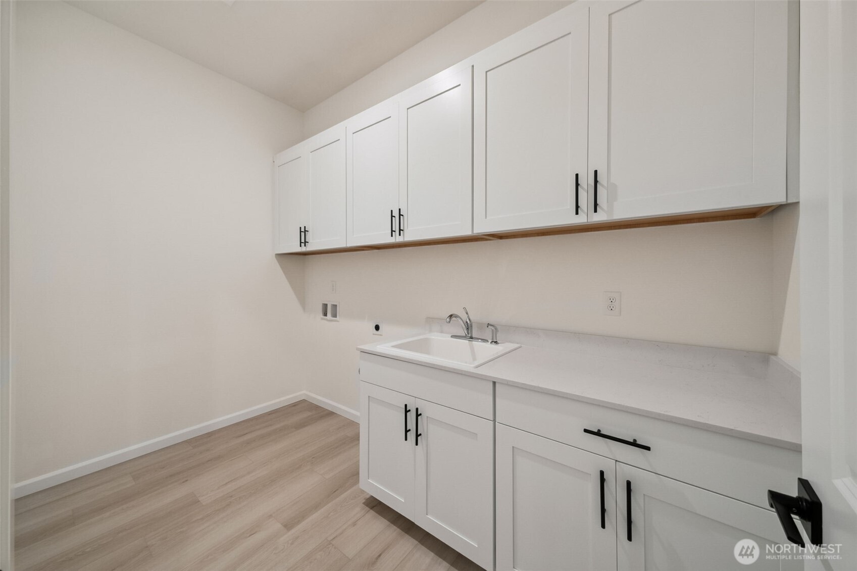 936 Lucas Avenue, Unit 20 Buckley, WA 98321 - Photo 6 of 32