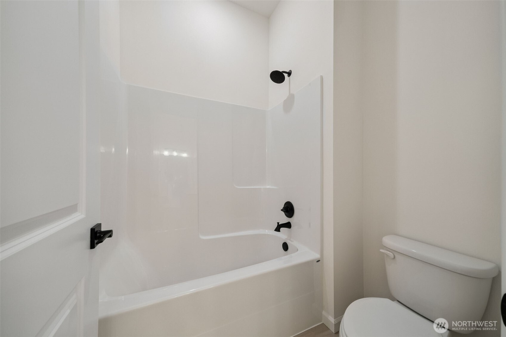 936 Lucas Avenue, Unit 20 Buckley, WA 98321 - Photo 8 of 32