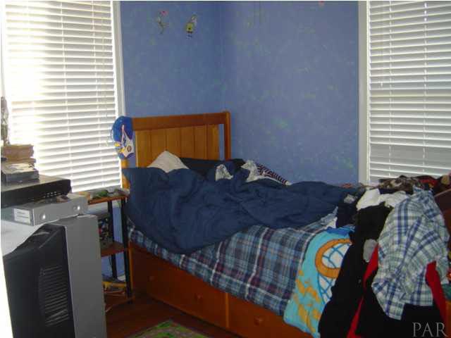 332 Gibbs Road Pensacola, FL 32507 - Photo 8 of 8 Additional Bedroom