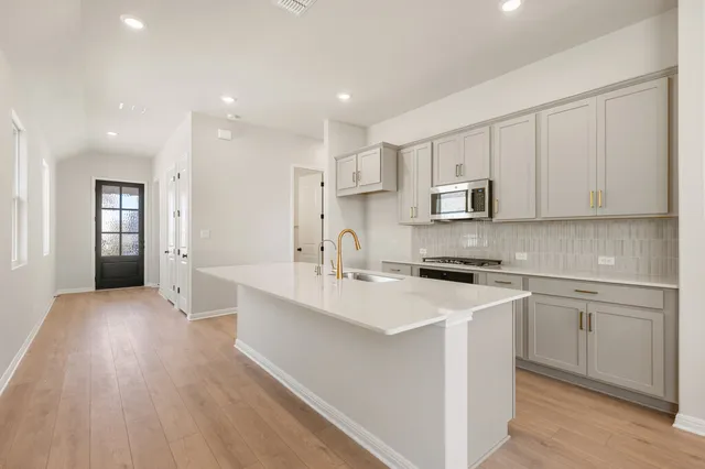 $394,303 | 250 Ranier Way, Dripping Springs, TX 78620