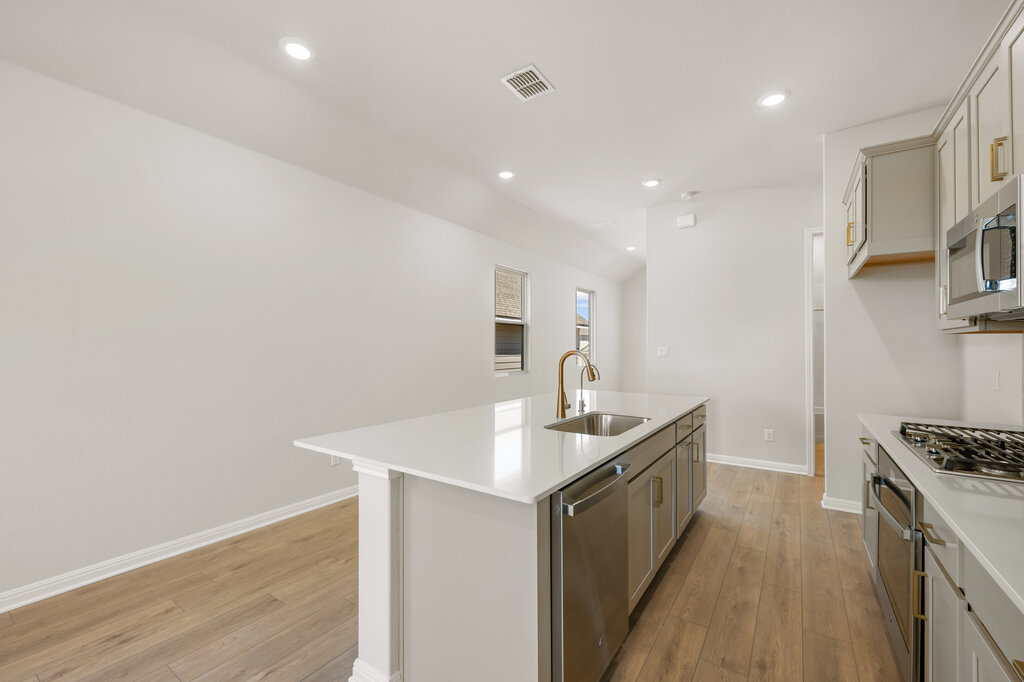 250 Ranier Way Dripping Springs, TX 78620 - Photo 13 of 40