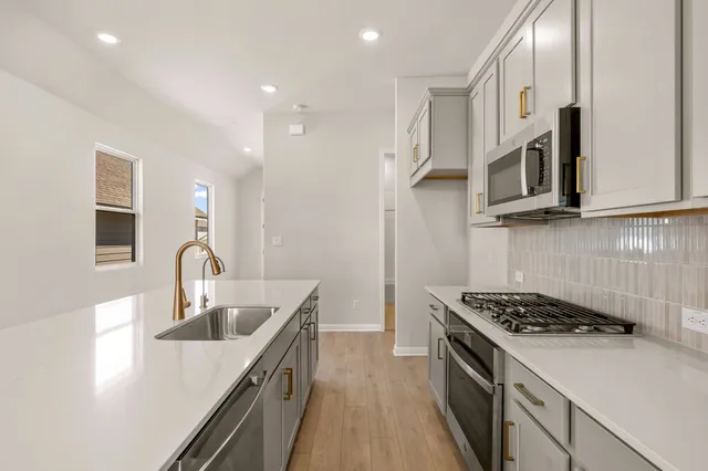 $394,303 | 250 Ranier Way, Dripping Springs, TX 78620