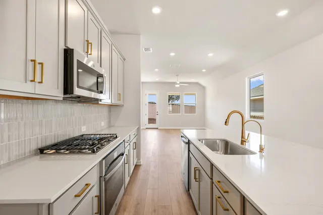 $394,303 | 250 Ranier Way, Dripping Springs, TX 78620