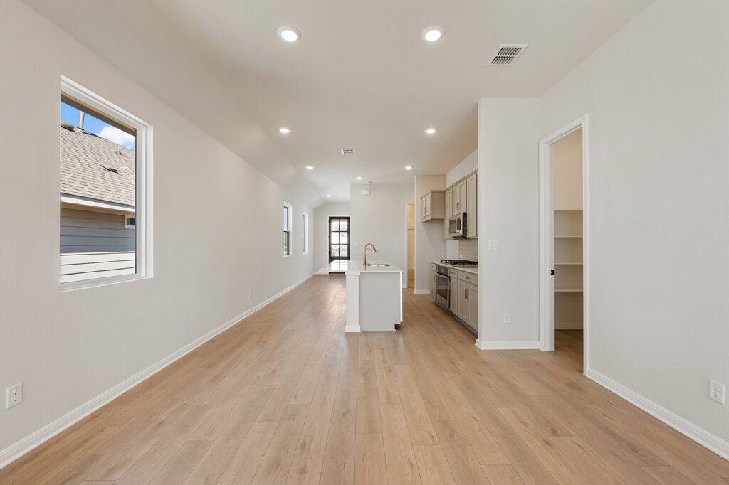 250 Ranier Way Dripping Springs, TX 78620 - Photo 19 of 40