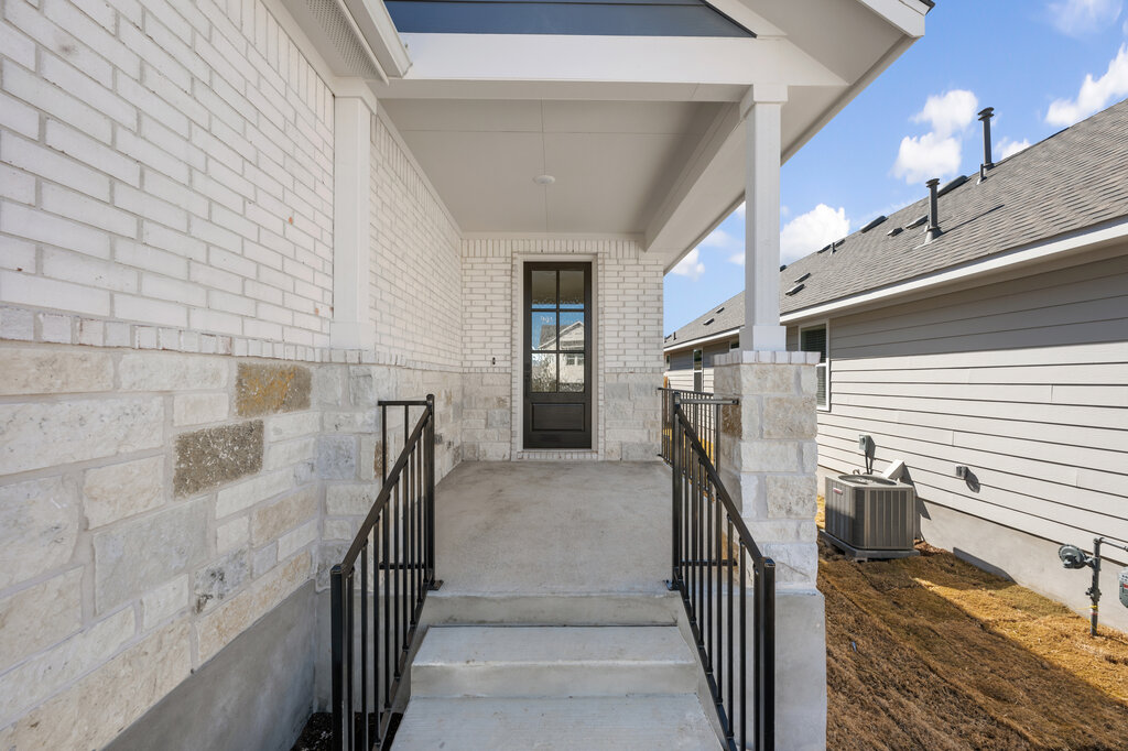 250 Ranier Way Dripping Springs, TX 78620 - Photo 5 of 40