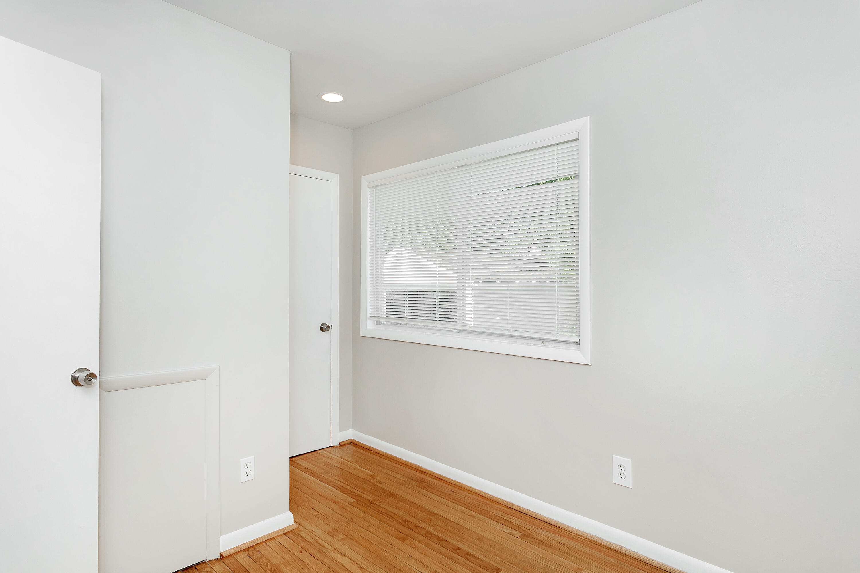 1844 Leitch Road Ferndale, MI 48220 - Photo 13 of 28 lower 2nd bed