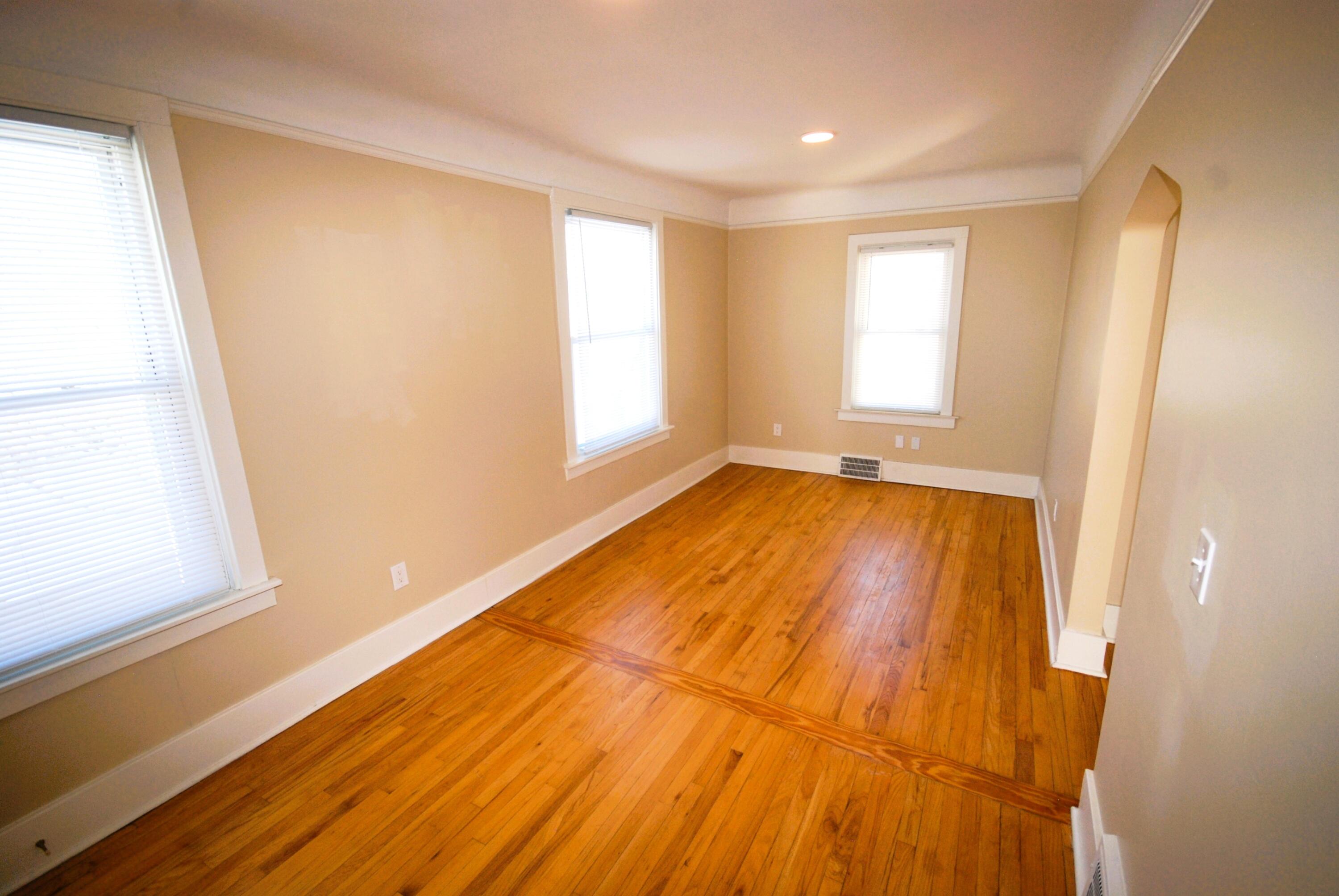 1844 Leitch Road Ferndale, MI 48220 - Photo 22 of 28 upper living